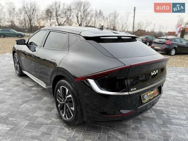 Чорний Кіа EV6, об'ємом двигуна 0 л та пробігом 7 тис. км за 26999 $, фото 6 на Automoto.ua