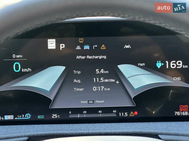 Черный Киа EV6, объемом двигателя 0 л и пробегом 76 тыс. км за 23800 $, фото 24 на Automoto.ua