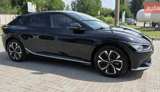 Черный Киа EV6, объемом двигателя 0 л и пробегом 21 тыс. км за 27999 $, фото 14 на Automoto.ua