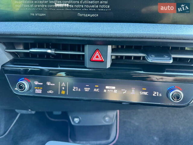 Черный Киа EV6, объемом двигателя 0 л и пробегом 82 тыс. км за 26100 $, фото 21 на Automoto.ua