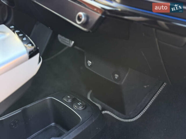 Черный Киа EV6, объемом двигателя 0 л и пробегом 80 тыс. км за 22900 $, фото 66 на Automoto.ua