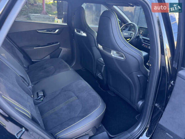 Черный Киа EV6, объемом двигателя 0 л и пробегом 49 тыс. км за 34500 $, фото 51 на Automoto.ua