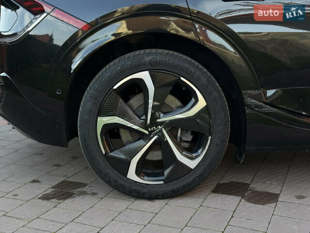 Черный Киа EV6, объемом двигателя 0 л и пробегом 80 тыс. км за 22900 $, фото 26 на Automoto.ua