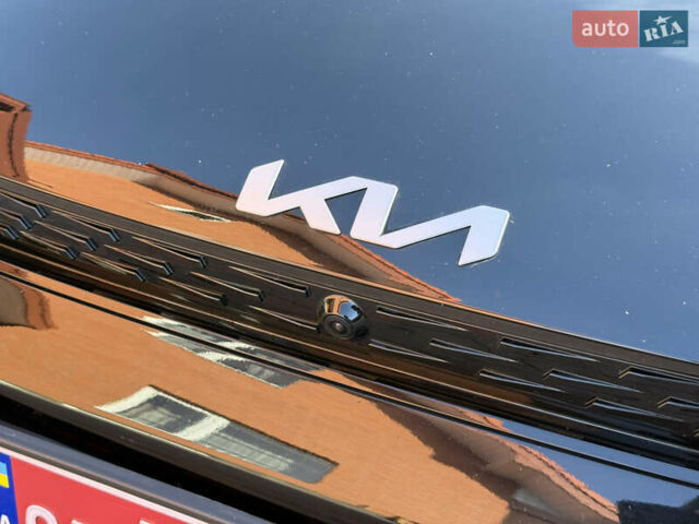 Черный Киа EV6, объемом двигателя 0 л и пробегом 80 тыс. км за 22900 $, фото 5 на Automoto.ua