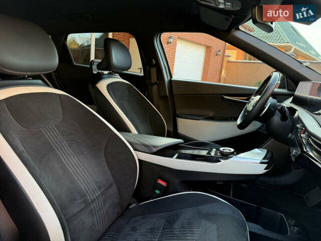 Черный Киа EV6, объемом двигателя 0 л и пробегом 80 тыс. км за 22900 $, фото 45 на Automoto.ua