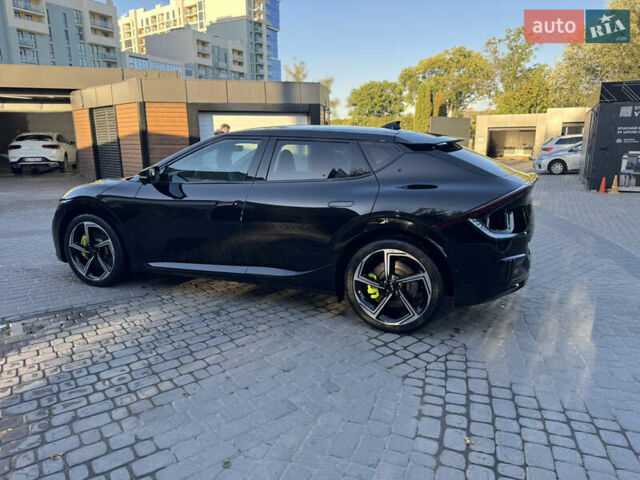 Черный Киа EV6, объемом двигателя 0 л и пробегом 49 тыс. км за 34500 $, фото 18 на Automoto.ua
