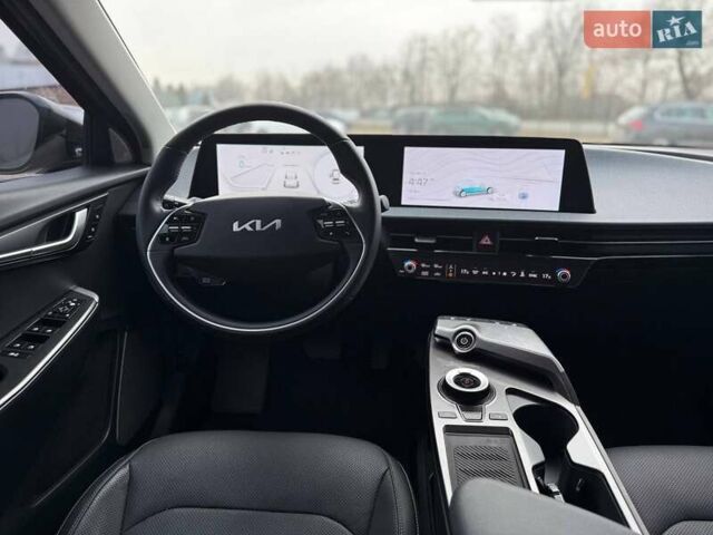 Чорний Кіа EV6, об'ємом двигуна 0 л та пробігом 7 тис. км за 26999 $, фото 26 на Automoto.ua