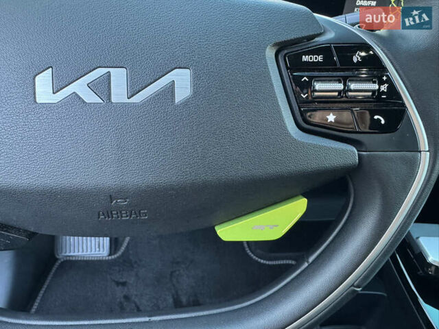 Черный Киа EV6, объемом двигателя 0 л и пробегом 49 тыс. км за 34500 $, фото 58 на Automoto.ua