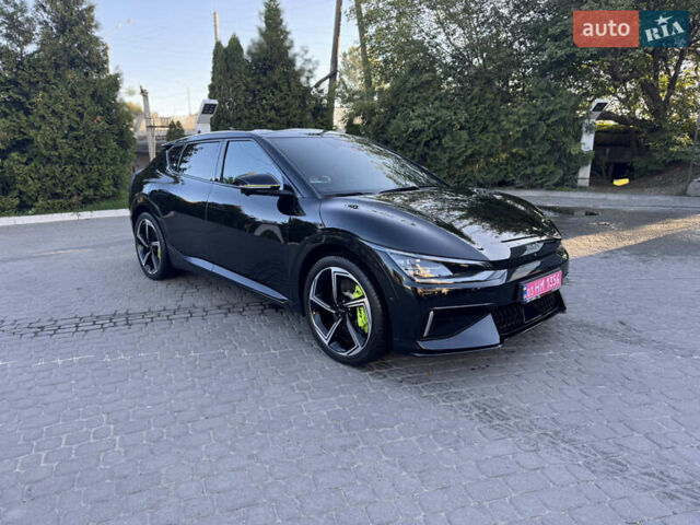 Черный Киа EV6, объемом двигателя 0 л и пробегом 49 тыс. км за 34500 $, фото 5 на Automoto.ua