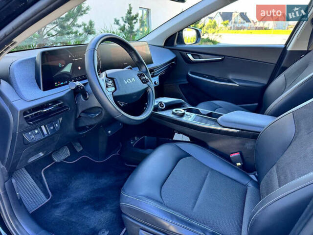 Черный Киа EV6, объемом двигателя 0 л и пробегом 82 тыс. км за 26100 $, фото 8 на Automoto.ua