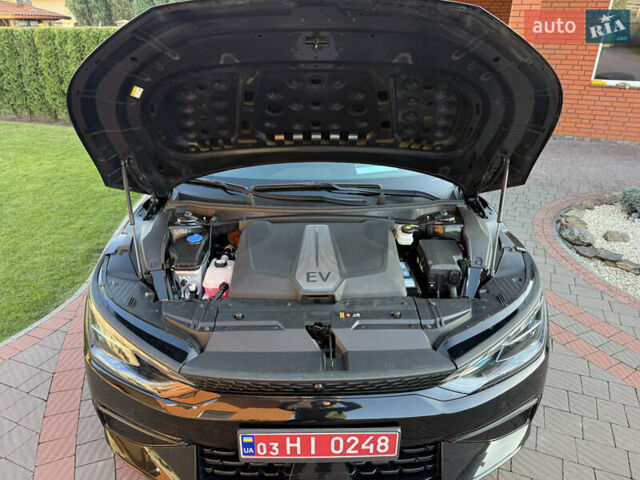Черный Киа EV6, объемом двигателя 0 л и пробегом 80 тыс. км за 22900 $, фото 107 на Automoto.ua