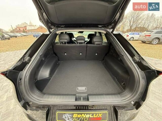 Чорний Кіа EV6, об'ємом двигуна 0 л та пробігом 7 тис. км за 26999 $, фото 36 на Automoto.ua