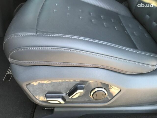 Черный Киа EV6, объемом двигателя 0 л и пробегом 23 тыс. км за 43590 $, фото 12 на Automoto.ua