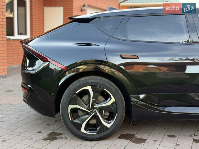 Черный Киа EV6, объемом двигателя 0 л и пробегом 80 тыс. км за 22900 $, фото 25 на Automoto.ua