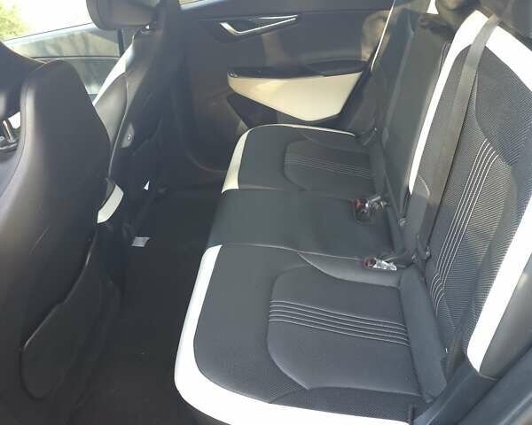 Черный Киа EV6, объемом двигателя 0 л и пробегом 29 тыс. км за 28900 $, фото 16 на Automoto.ua