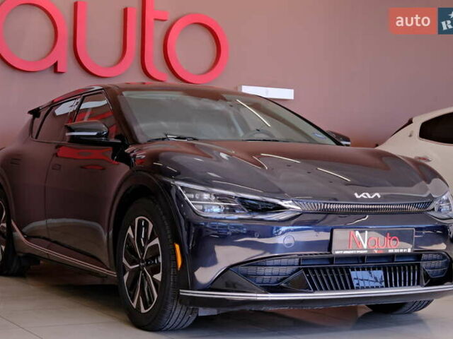 Черный Киа EV6, объемом двигателя 0 л и пробегом 29 тыс. км за 24900 $, фото 6 на Automoto.ua