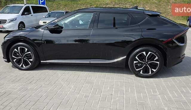 Черный Киа EV6, объемом двигателя 0 л и пробегом 21 тыс. км за 27999 $, фото 37 на Automoto.ua