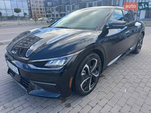 Черный Киа EV6, объемом двигателя 0 л и пробегом 29 тыс. км за 28900 $, фото 2 на Automoto.ua