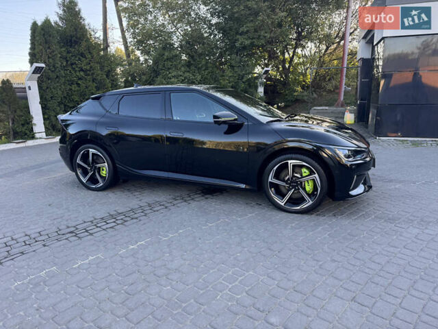 Черный Киа EV6, объемом двигателя 0 л и пробегом 49 тыс. км за 34500 $, фото 7 на Automoto.ua