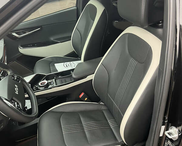 Черный Киа EV6, объемом двигателя 0 л и пробегом 44 тыс. км за 25300 $, фото 10 на Automoto.ua