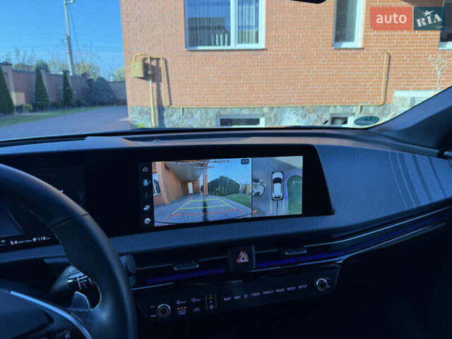 Черный Киа EV6, объемом двигателя 0 л и пробегом 80 тыс. км за 22900 $, фото 80 на Automoto.ua