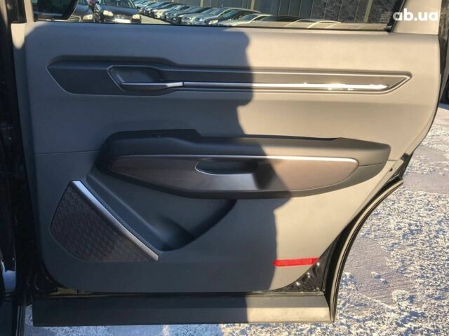 Черный Киа EV6, объемом двигателя 0 л и пробегом 23 тыс. км за 43590 $, фото 7 на Automoto.ua