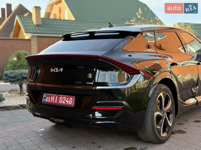 Черный Киа EV6, объемом двигателя 0 л и пробегом 80 тыс. км за 22900 $, фото 22 на Automoto.ua