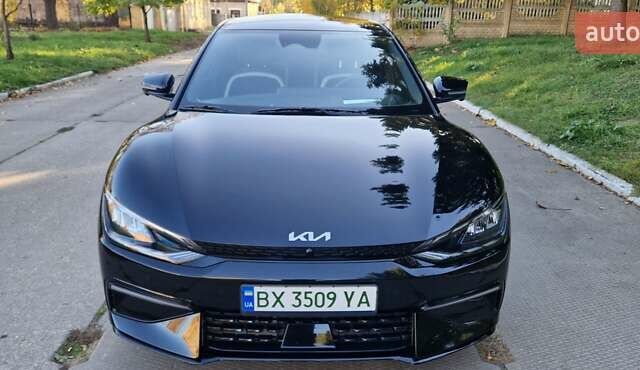 Чорний Кіа EV6, об'ємом двигуна 0 л та пробігом 21 тис. км за 27000 $, фото 2 на Automoto.ua
