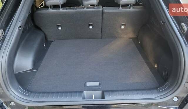 Чорний Кіа EV6, об'ємом двигуна 0 л та пробігом 21 тис. км за 27000 $, фото 28 на Automoto.ua