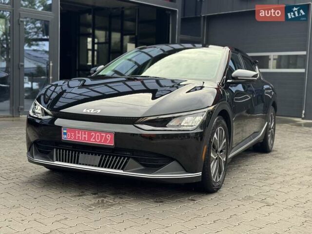 Черный Киа EV6, объемом двигателя 0 л и пробегом 3 тыс. км за 28500 $, фото 2 на Automoto.ua