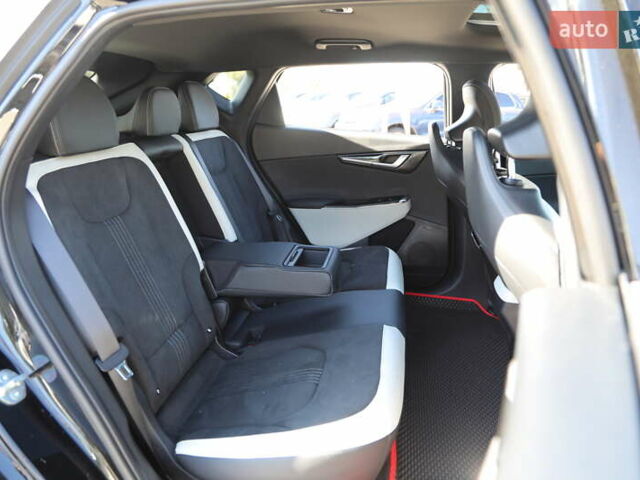 Черный Киа EV6, объемом двигателя 0 л и пробегом 5 тыс. км за 33300 $, фото 8 на Automoto.ua
