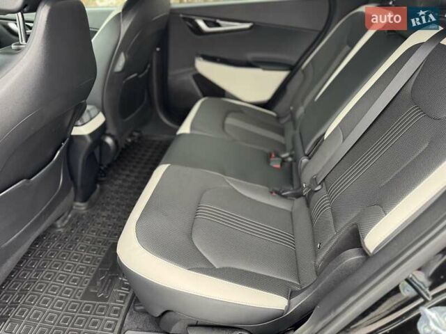 Черный Киа EV6, объемом двигателя 0 л и пробегом 11 тыс. км за 29999 $, фото 16 на Automoto.ua