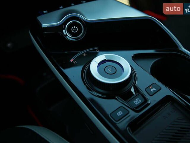 Черный Киа EV6, объемом двигателя 0 л и пробегом 5 тыс. км за 33300 $, фото 18 на Automoto.ua