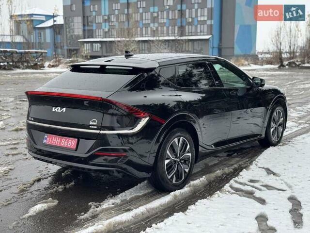 Черный Киа EV6, объемом двигателя 0 л и пробегом 11 тыс. км за 29999 $, фото 8 на Automoto.ua