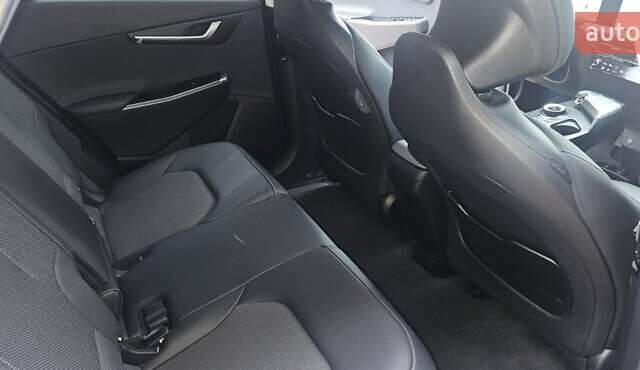 Черный Киа EV6, объемом двигателя 0 л и пробегом 8 тыс. км за 26650 $, фото 11 на Automoto.ua