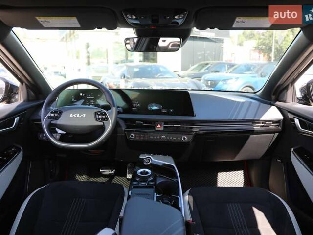 Черный Киа EV6, объемом двигателя 0 л и пробегом 5 тыс. км за 33300 $, фото 11 на Automoto.ua
