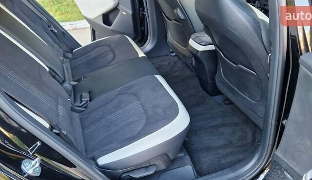 Чорний Кіа EV6, об'ємом двигуна 0 л та пробігом 21 тис. км за 27000 $, фото 19 на Automoto.ua