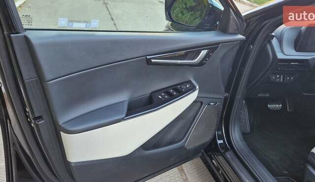 Чорний Кіа EV6, об'ємом двигуна 0 л та пробігом 21 тис. км за 27000 $, фото 9 на Automoto.ua