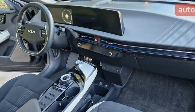 Чорний Кіа EV6, об'ємом двигуна 0 л та пробігом 21 тис. км за 27000 $, фото 17 на Automoto.ua