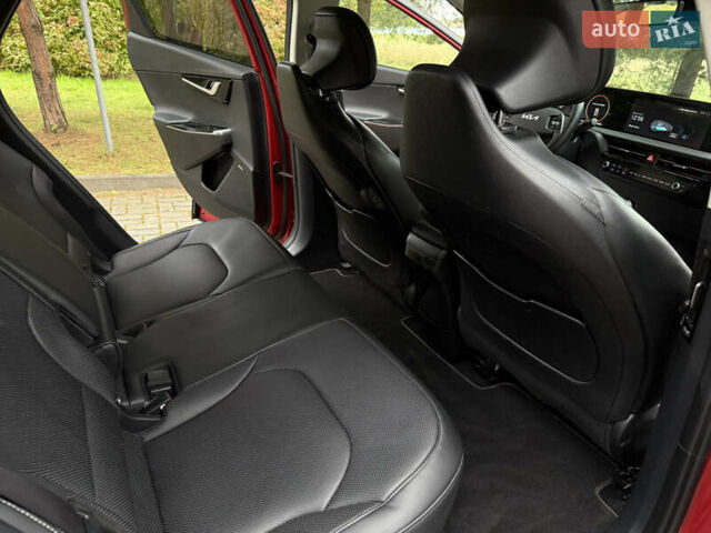 Красный Киа EV6, объемом двигателя 0 л и пробегом 52 тыс. км за 25500 $, фото 48 на Automoto.ua
