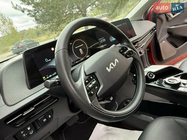 Красный Киа EV6, объемом двигателя 0 л и пробегом 52 тыс. км за 25500 $, фото 37 на Automoto.ua