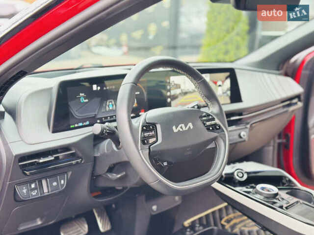 Красный Киа EV6, объемом двигателя 0 л и пробегом 44 тыс. км за 24500 $, фото 15 на Automoto.ua