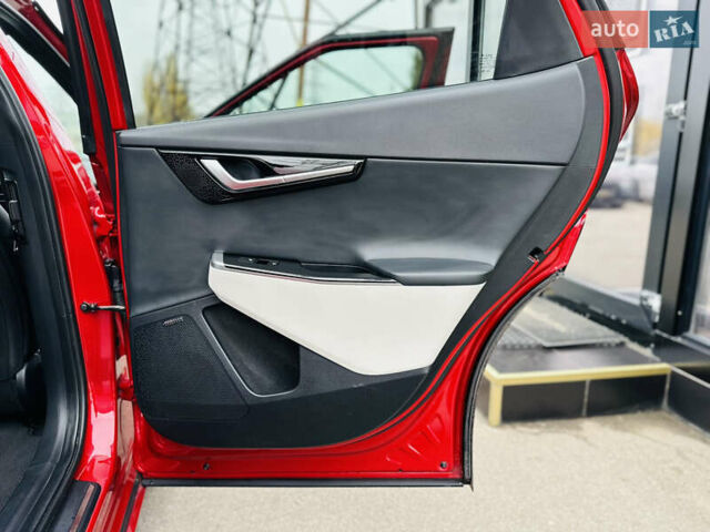 Красный Киа EV6, объемом двигателя 0 л и пробегом 44 тыс. км за 24500 $, фото 23 на Automoto.ua