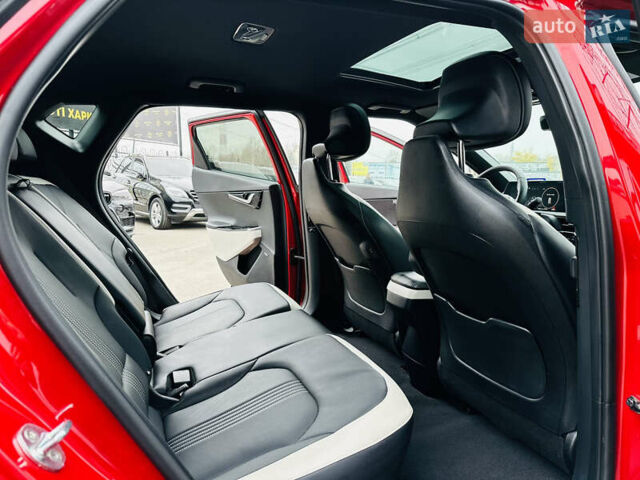 Красный Киа EV6, объемом двигателя 0 л и пробегом 44 тыс. км за 24500 $, фото 19 на Automoto.ua