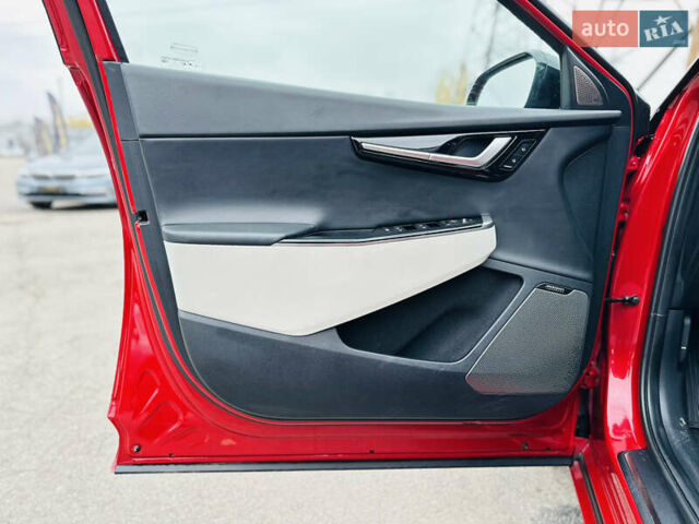 Красный Киа EV6, объемом двигателя 0 л и пробегом 44 тыс. км за 24500 $, фото 16 на Automoto.ua