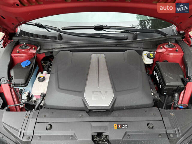 Красный Киа EV6, объемом двигателя 0 л и пробегом 52 тыс. км за 25500 $, фото 68 на Automoto.ua