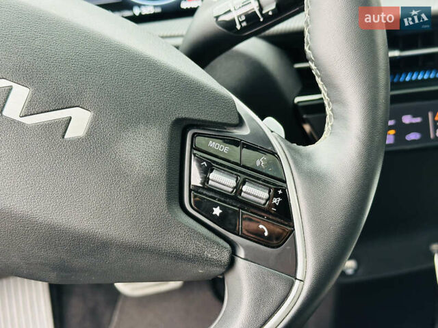 Красный Киа EV6, объемом двигателя 0 л и пробегом 44 тыс. км за 24500 $, фото 31 на Automoto.ua