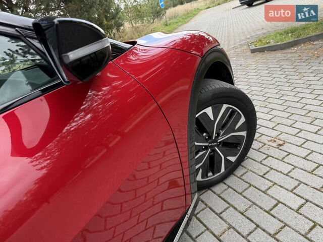 Красный Киа EV6, объемом двигателя 0 л и пробегом 52 тыс. км за 25500 $, фото 24 на Automoto.ua