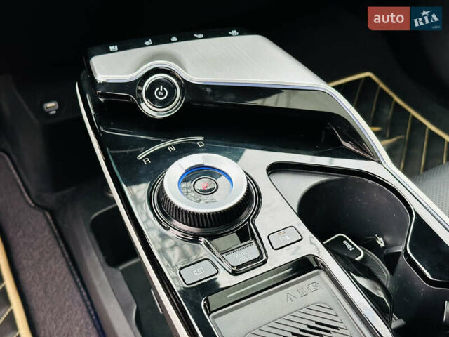 Красный Киа EV6, объемом двигателя 0 л и пробегом 44 тыс. км за 24500 $, фото 33 на Automoto.ua