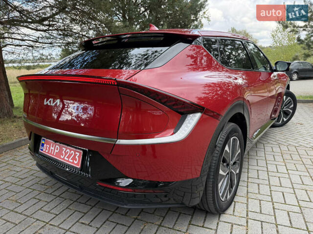Красный Киа EV6, объемом двигателя 0 л и пробегом 52 тыс. км за 25500 $, фото 19 на Automoto.ua